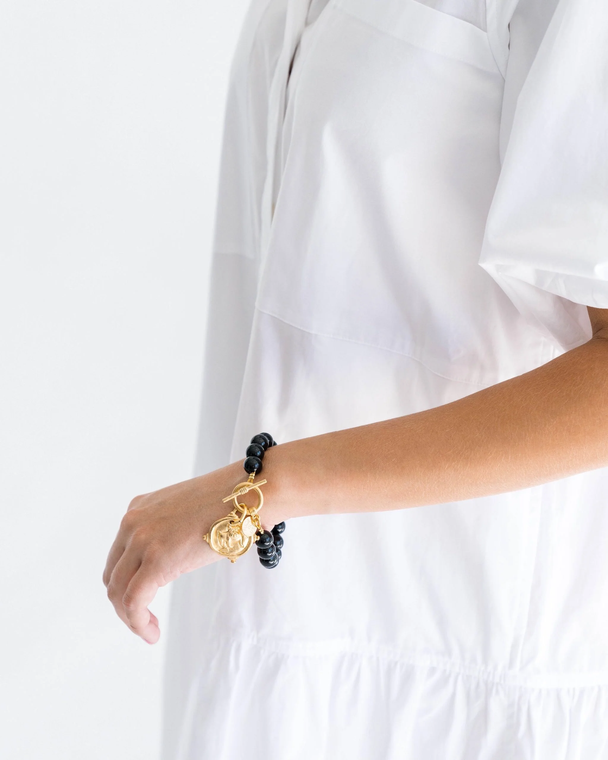 Bulldog Onyx Bracelet - Image 2
