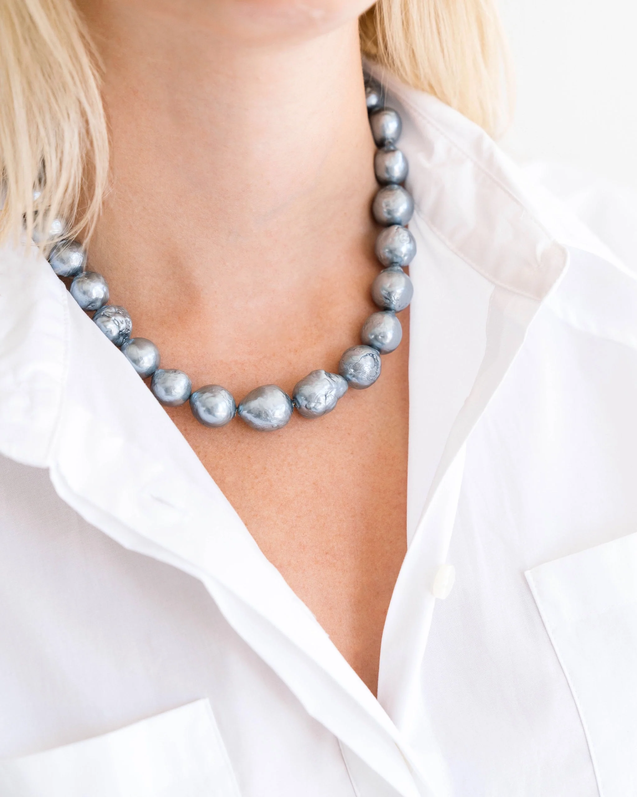 Grey Baroque Pearl Necklace - Image 3