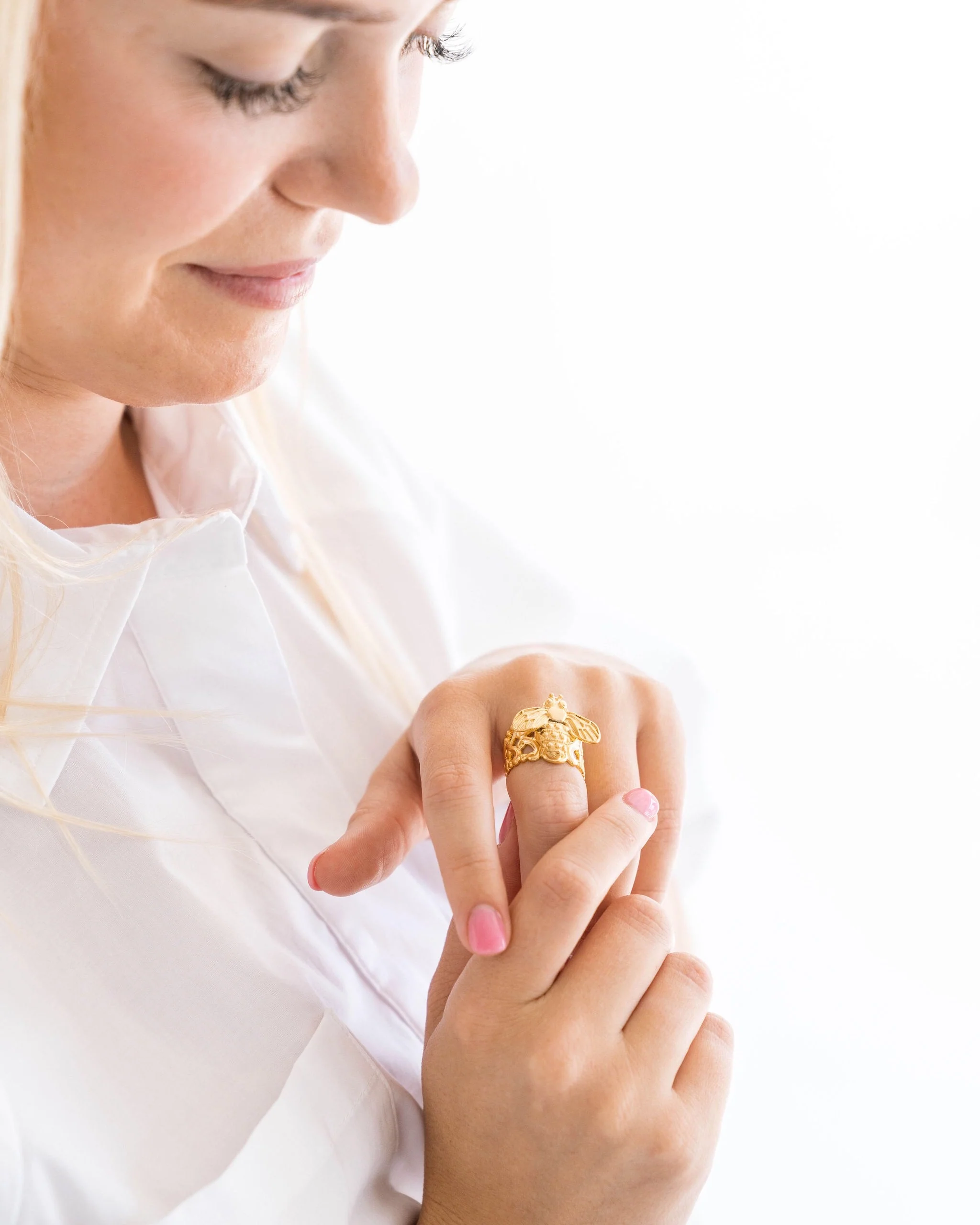 Honey Bee Ring - Image 3