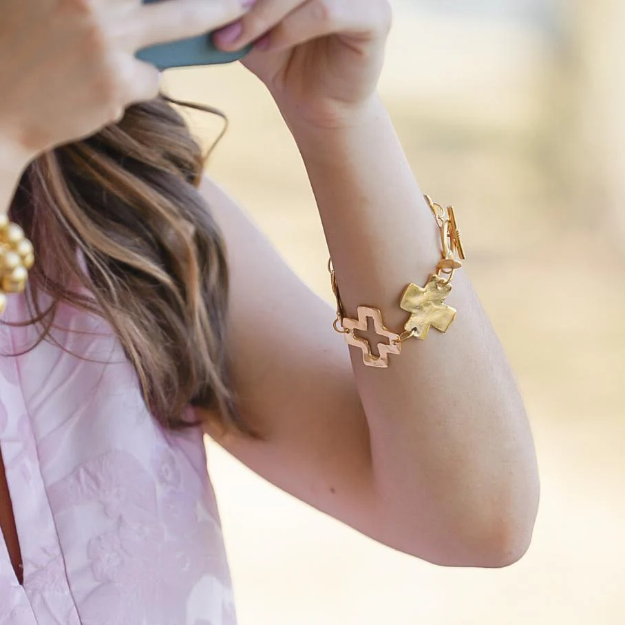 Linked Cross Toggle Bracelet - Image 6