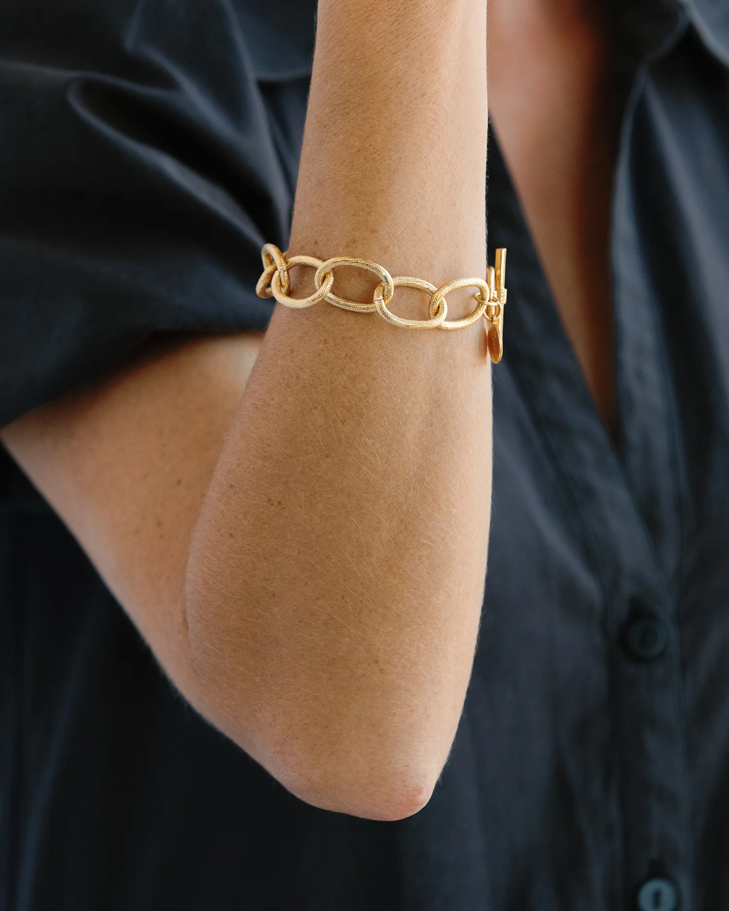 Loop Chain Bracelet - Image 4