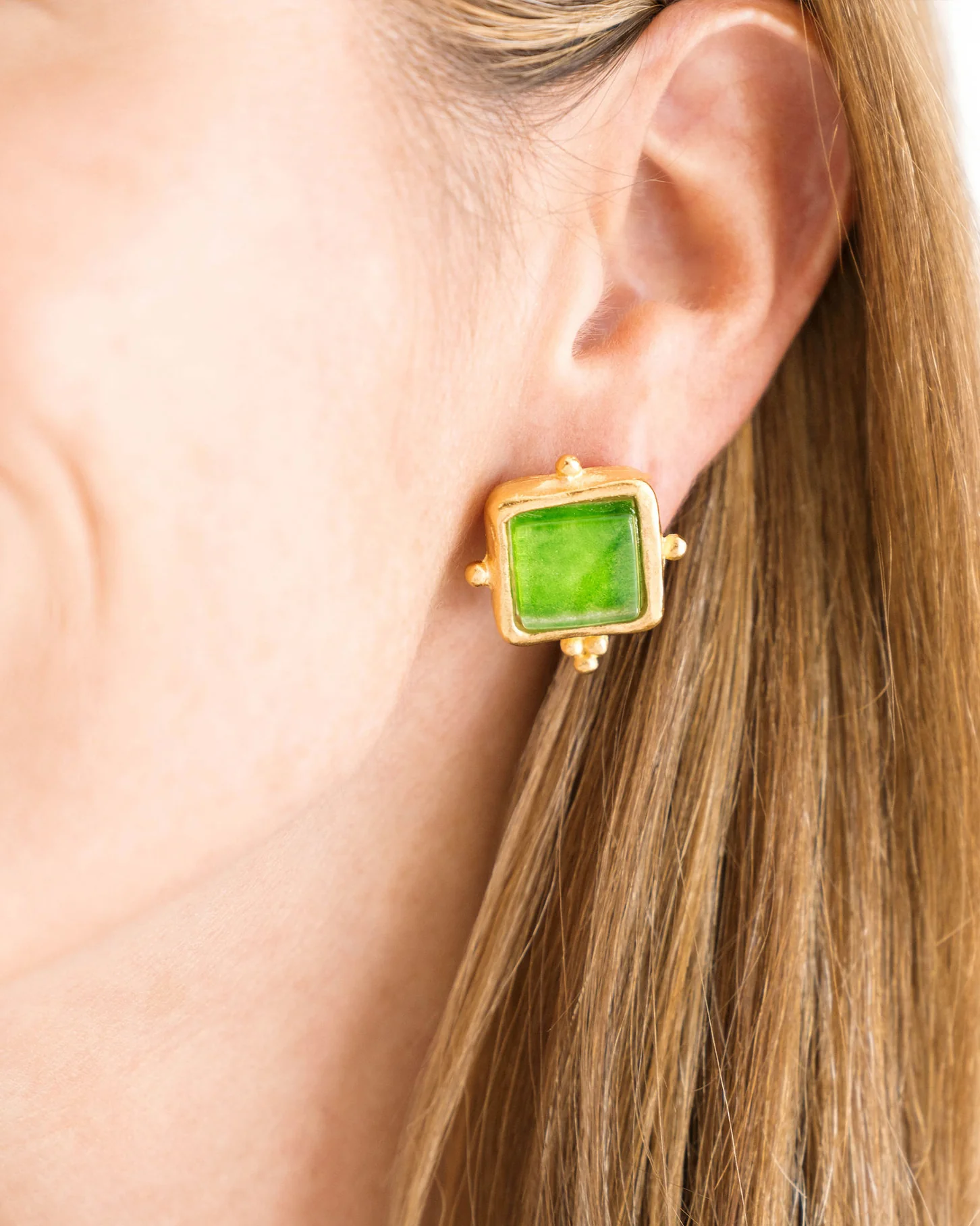 Madeline Studs - Image 9