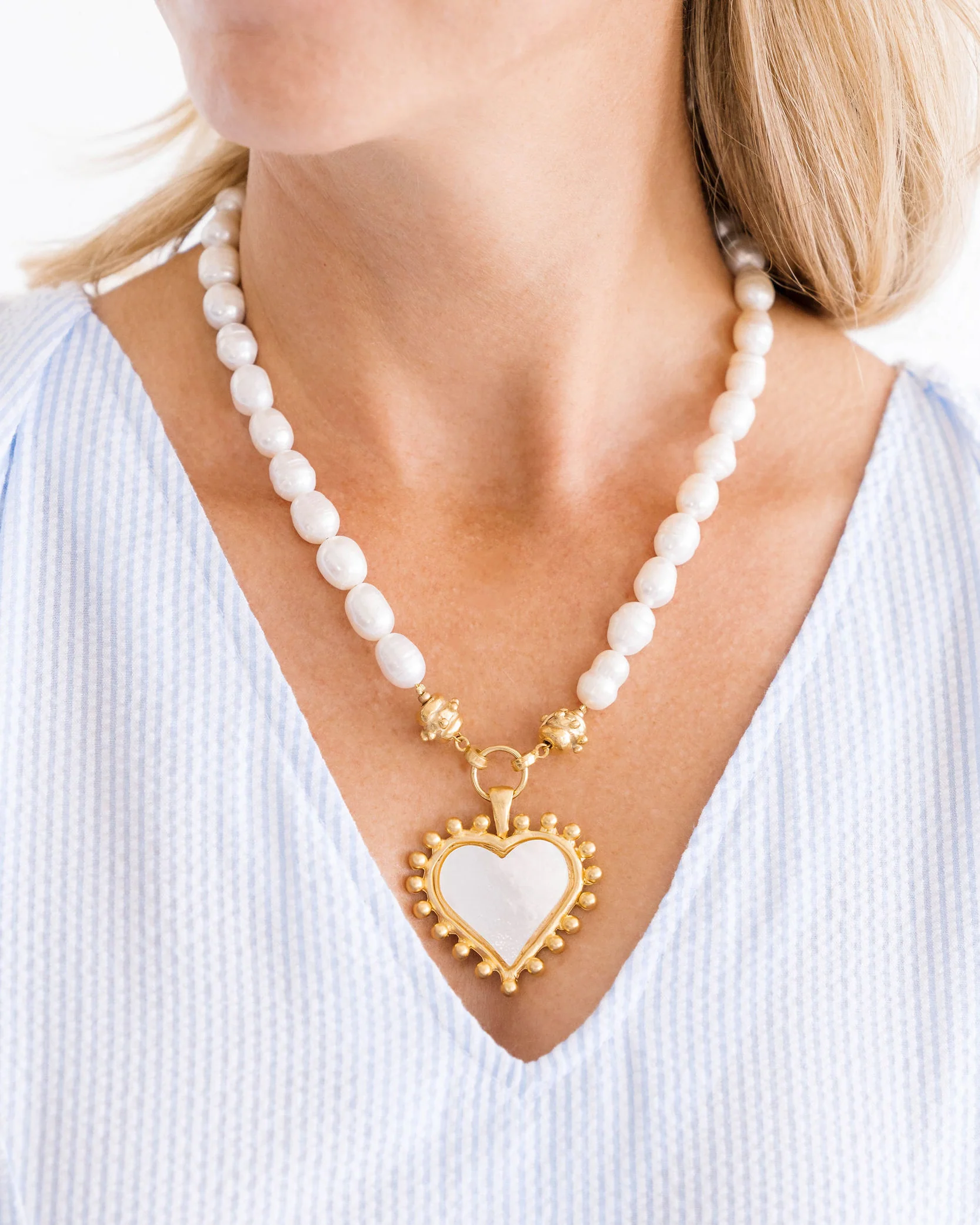 Mother of Pearl Heart Pearl Necklace - Image 3