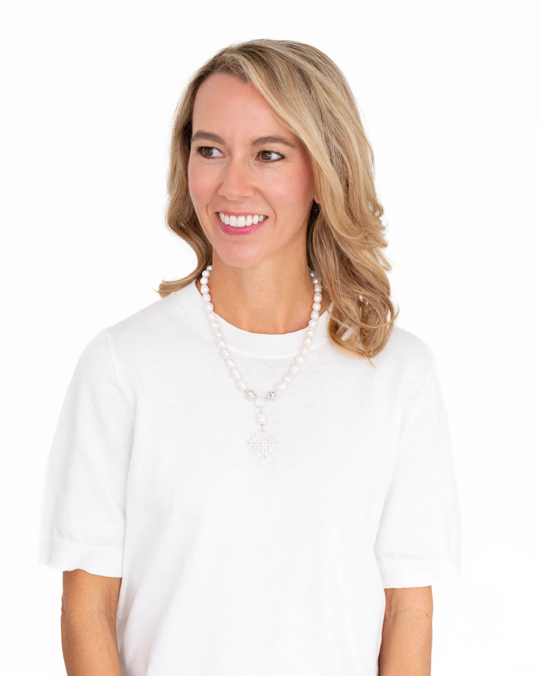 Large Jerusalem Cross Freshwater Pearl Necklace - Image 5