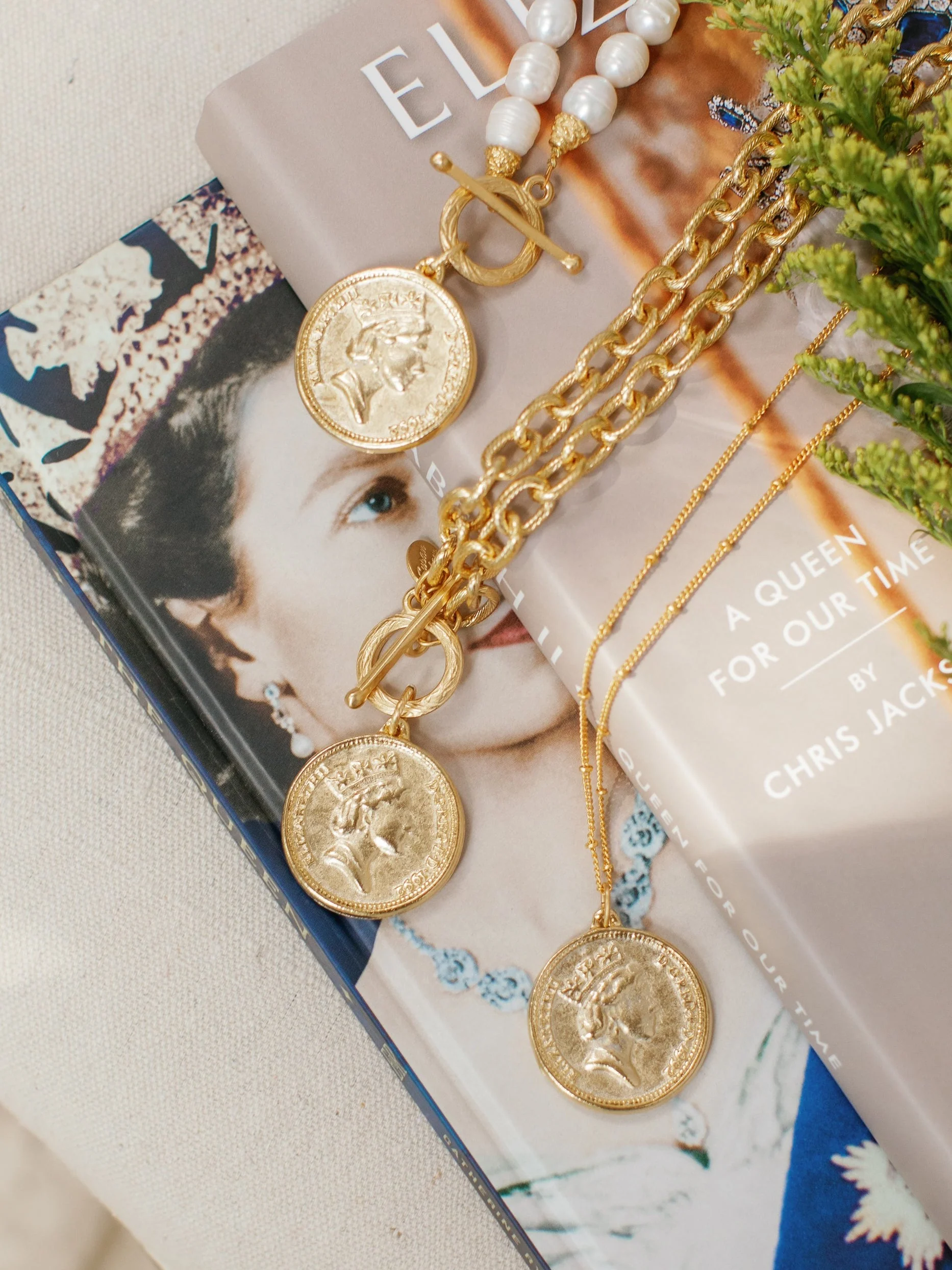 Queen Elizabeth Coin Dainty Necklace - Image 4
