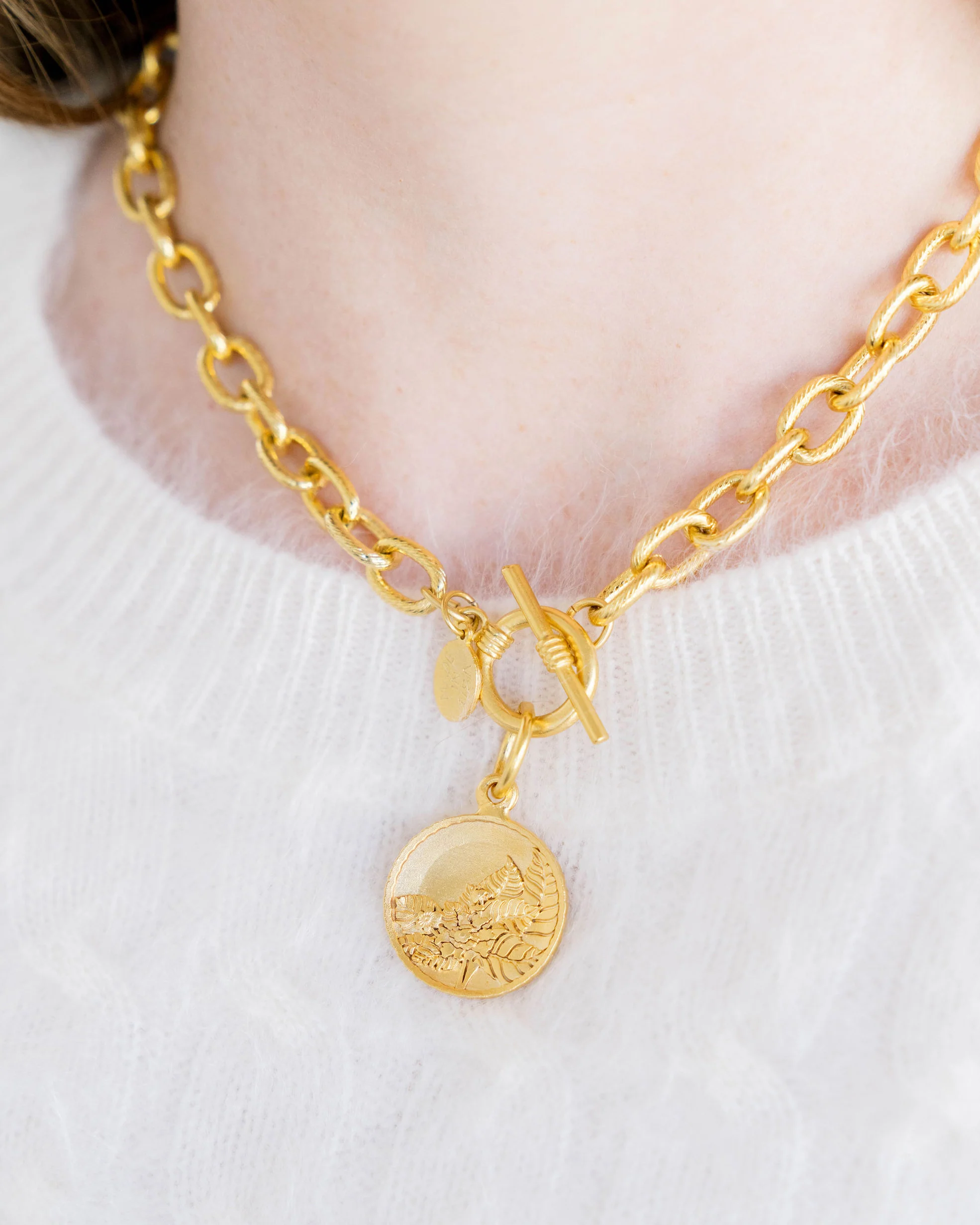Tobacco Leaf Toggle Necklace - Image 3
