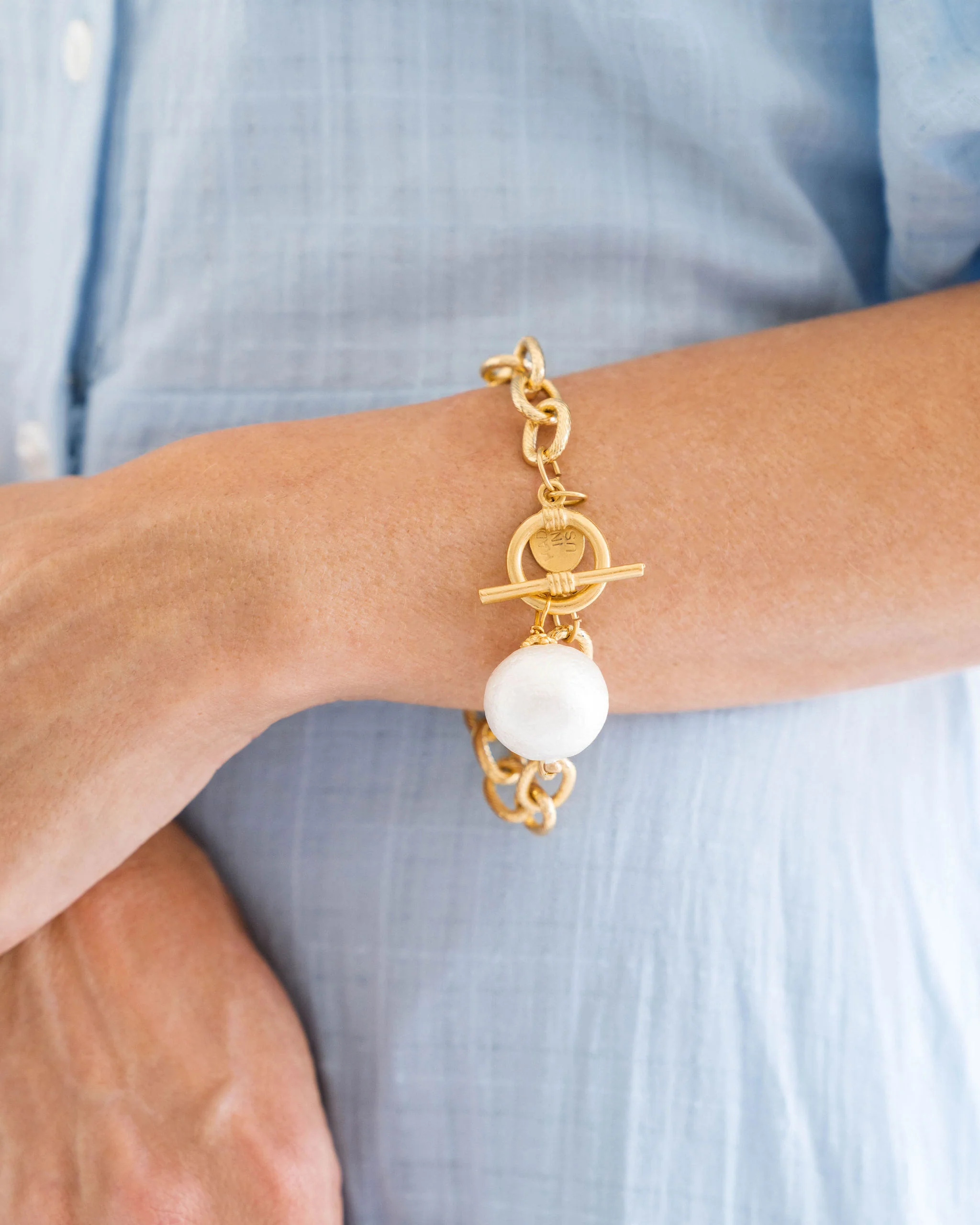 Cotton Pearl Toggle Bracelet - Image 3